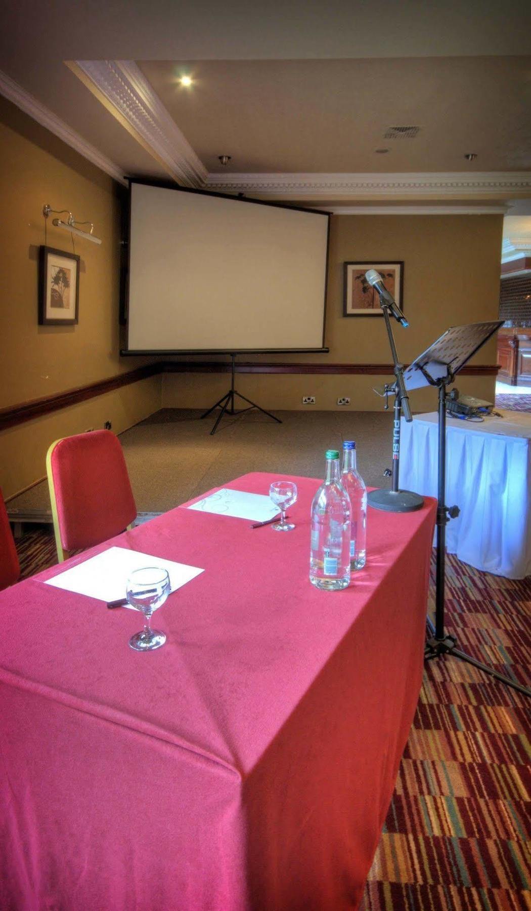 Dean Park Hotel كيركالدي المظهر الخارجي الصورة